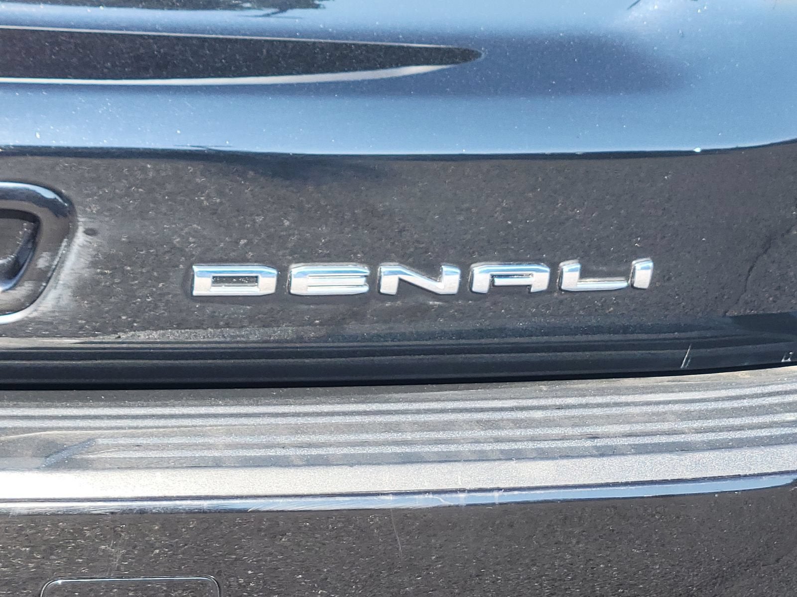 2024 GMC Yukon Denali