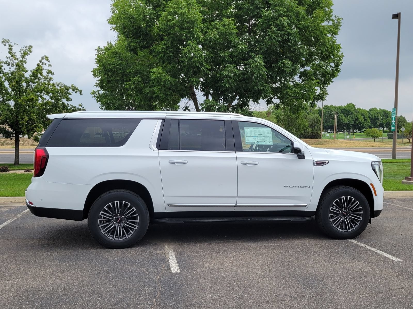 2026 GMC Yukon XL Elevation