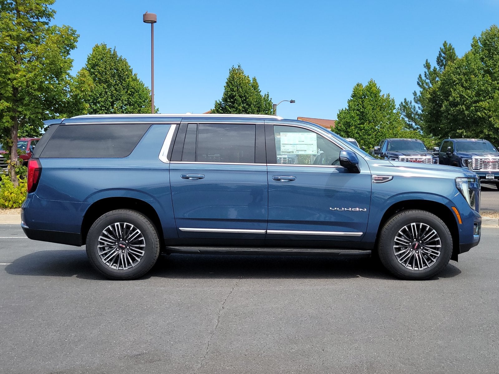 2026 GMC Yukon XL Elevation