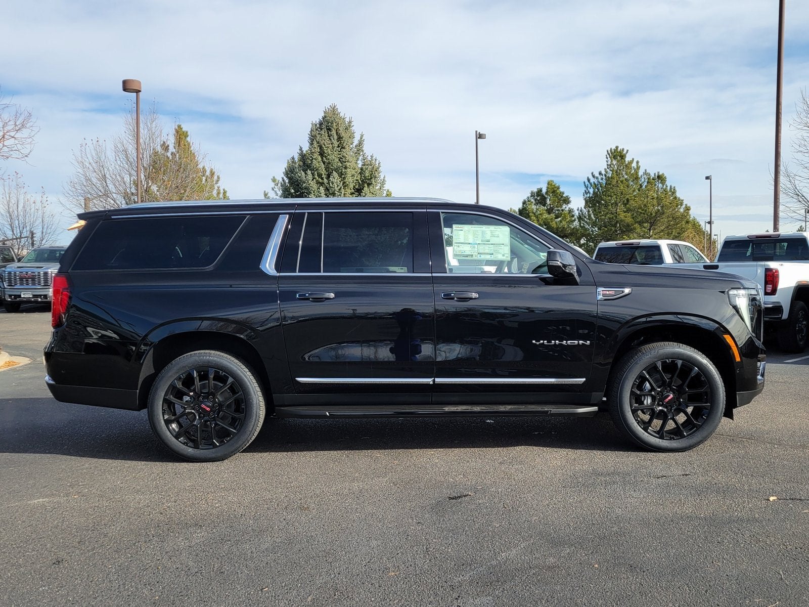 2026 GMC Yukon XL Elevation