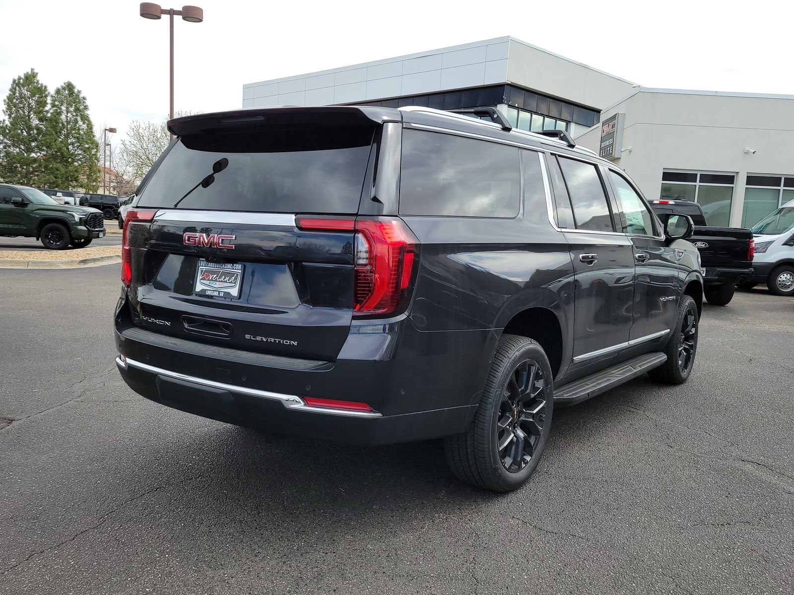 2026 GMC Yukon XL Elevation