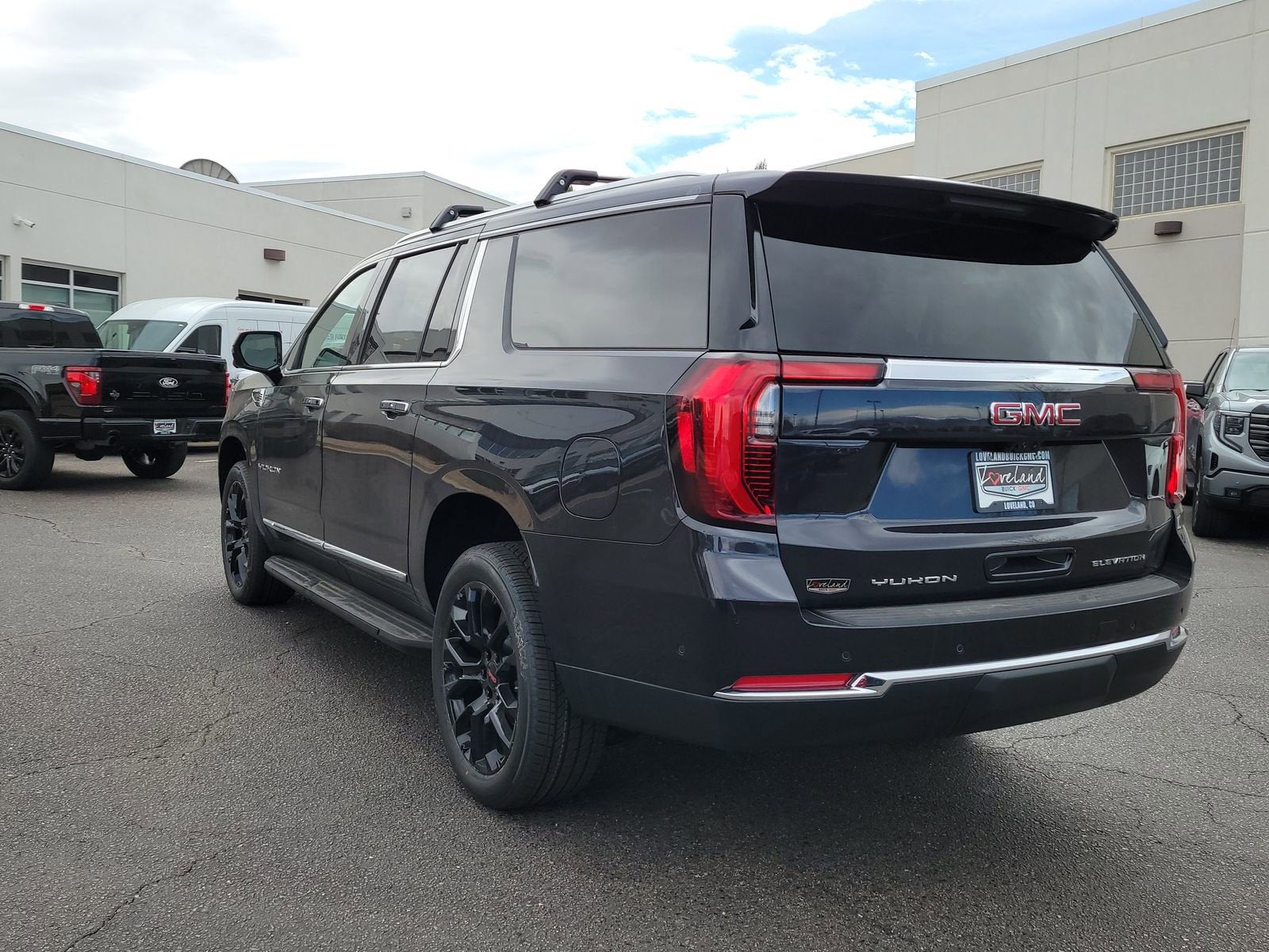 2026 GMC Yukon XL Elevation