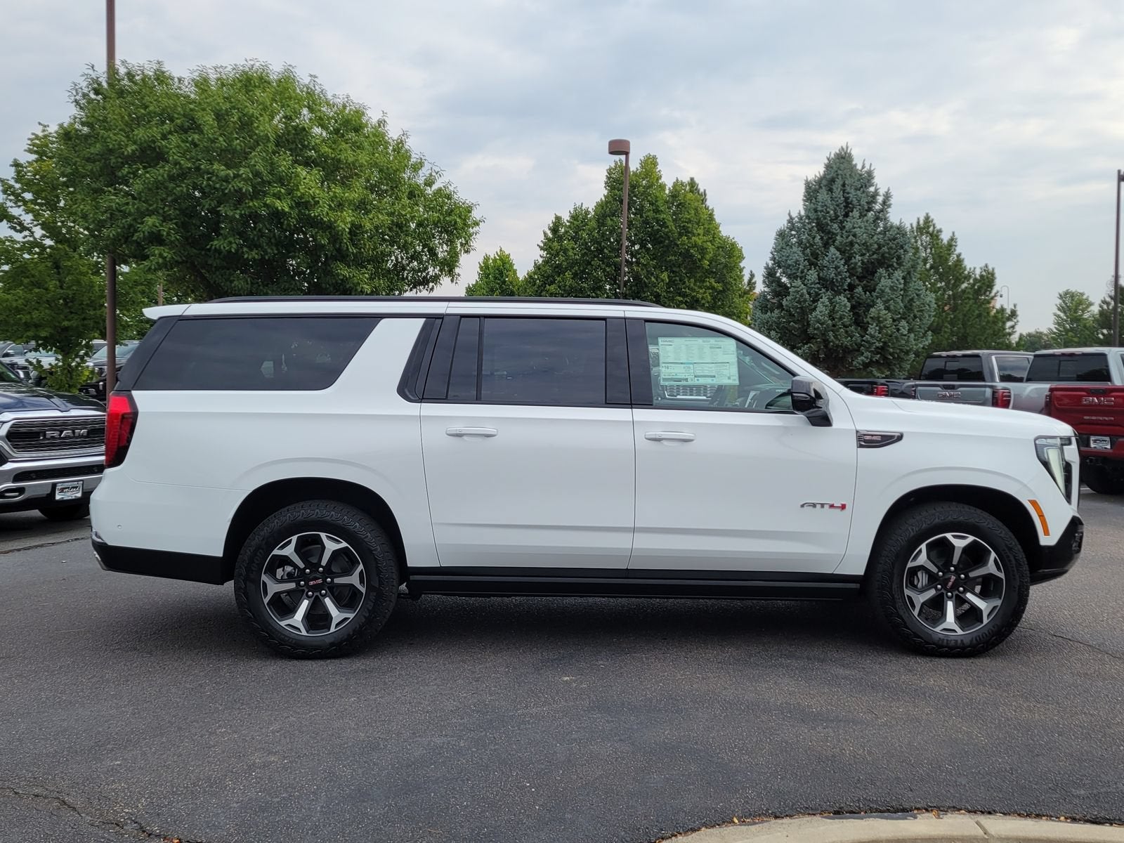 2026 GMC Yukon XL AT4