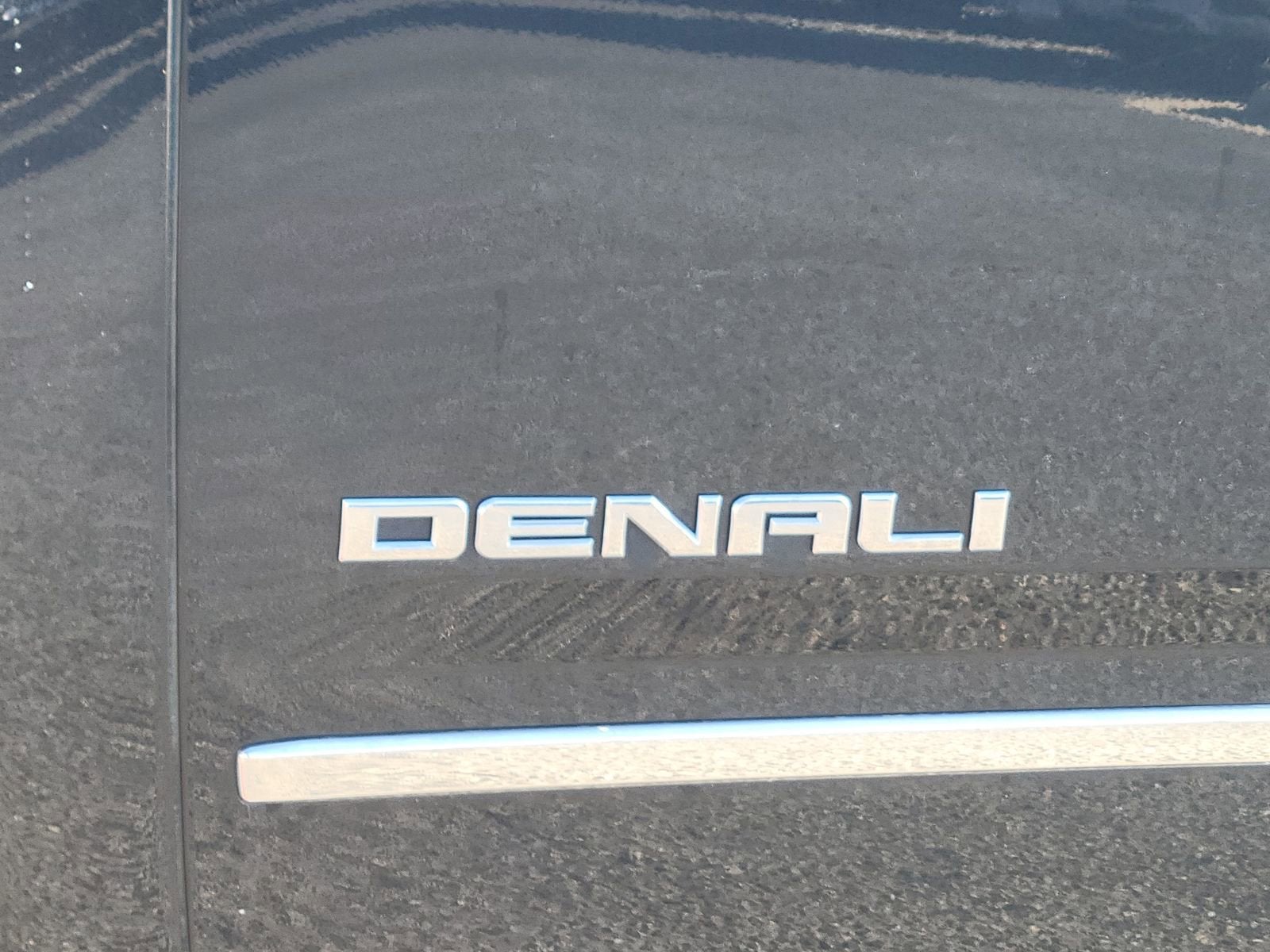 2020 GMC Yukon XL Denali