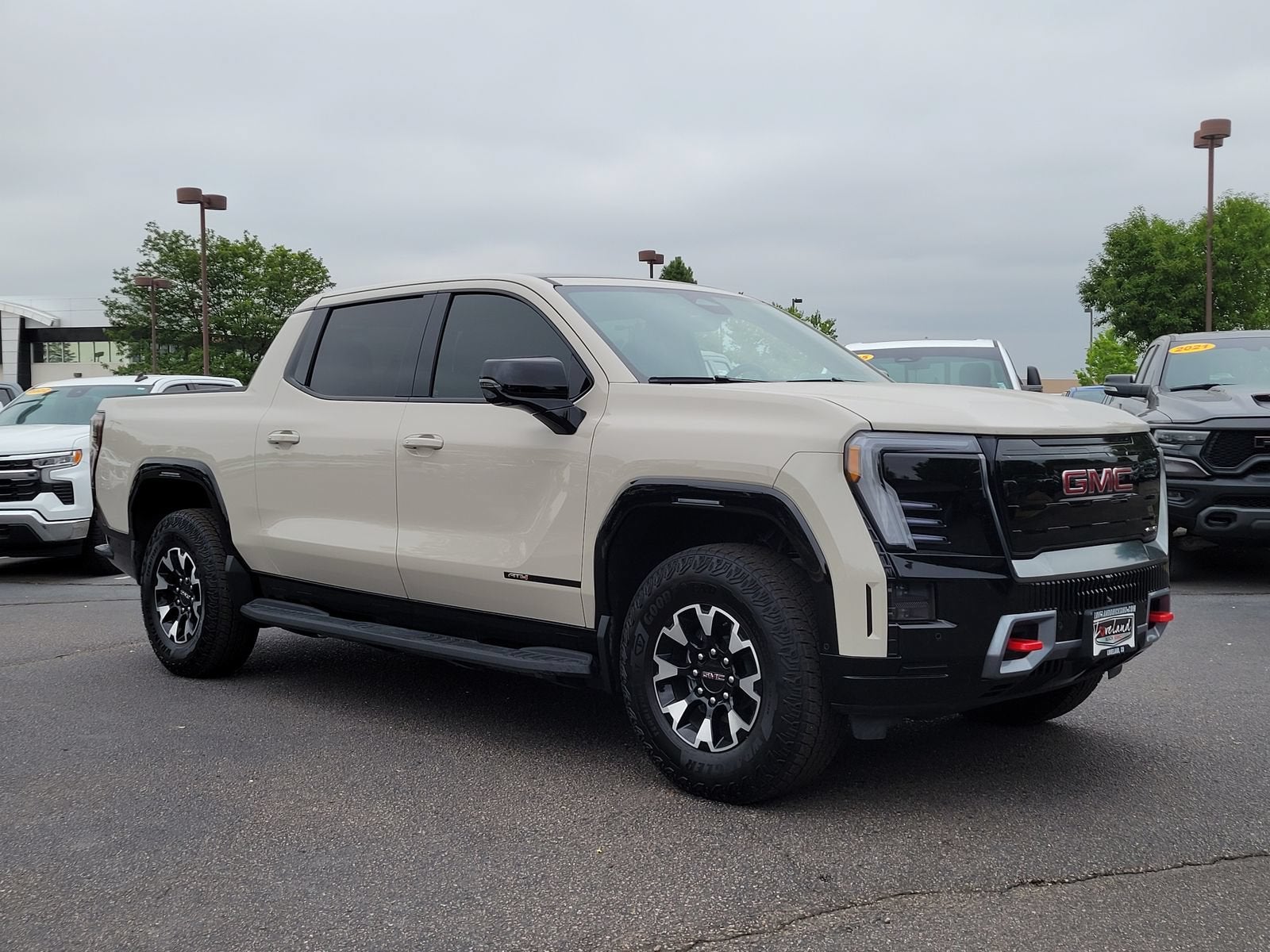 2026 GMC Sierra AT4 Extended Range Crew Cab e4WD's photo