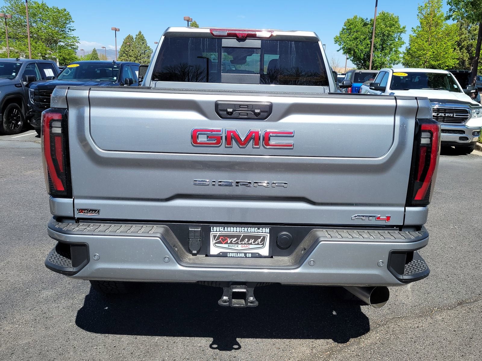 2026 GMC Sierra 2500HD AT4 - Photo 9