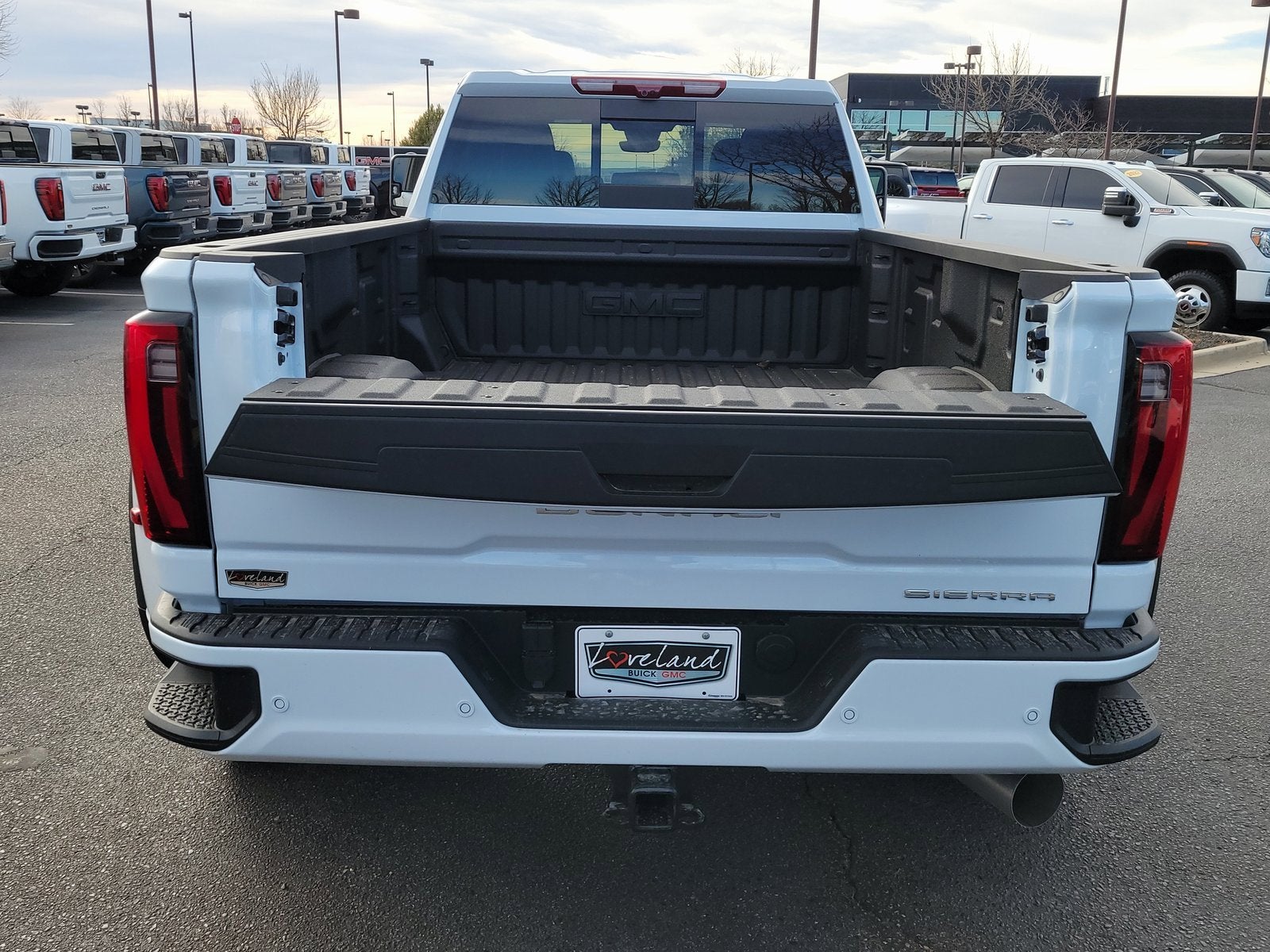 2026 GMC Sierra 3500 HD Denali Ultimate DRW