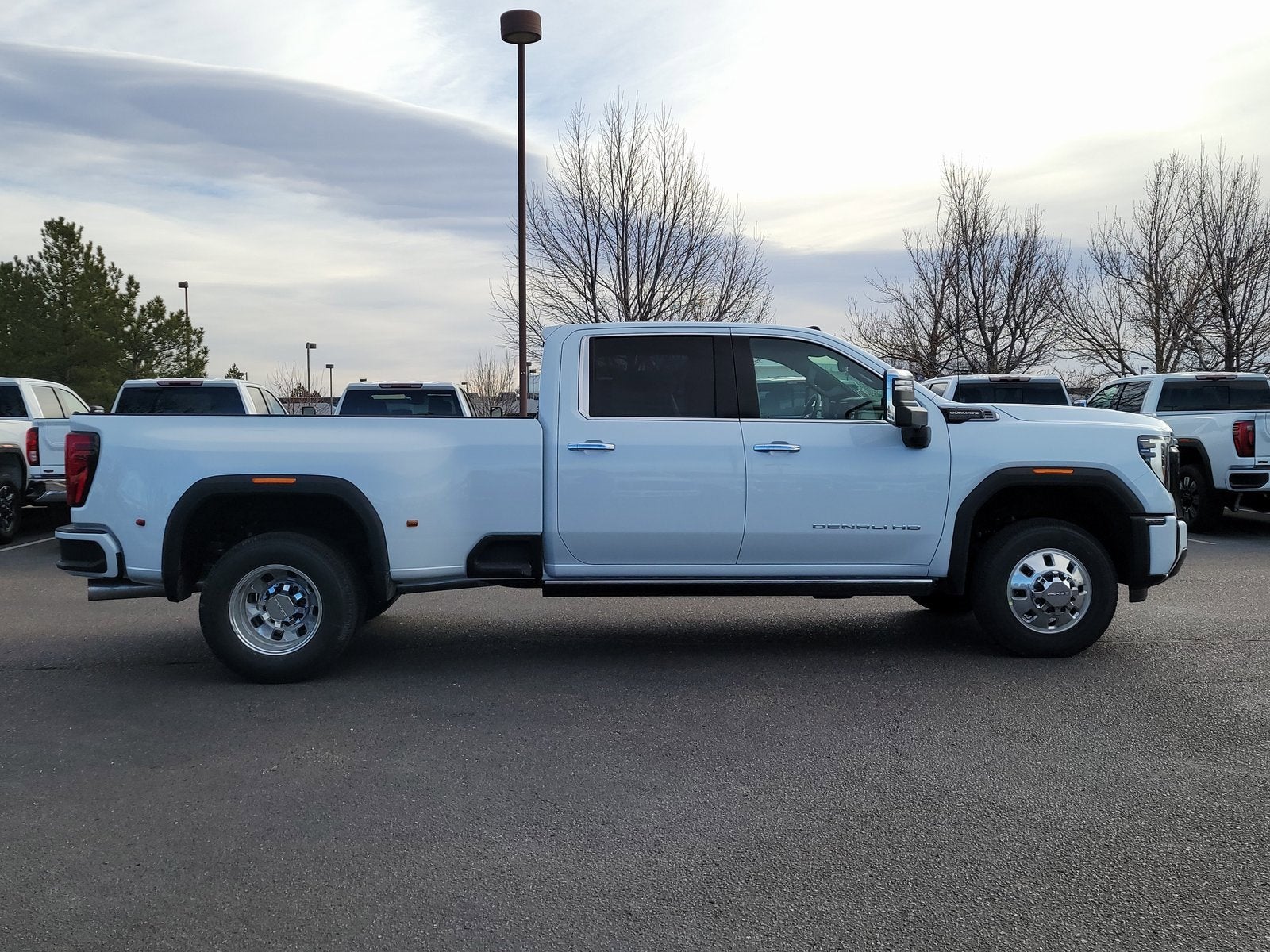 2026 GMC Sierra 3500 HD Denali Ultimate DRW