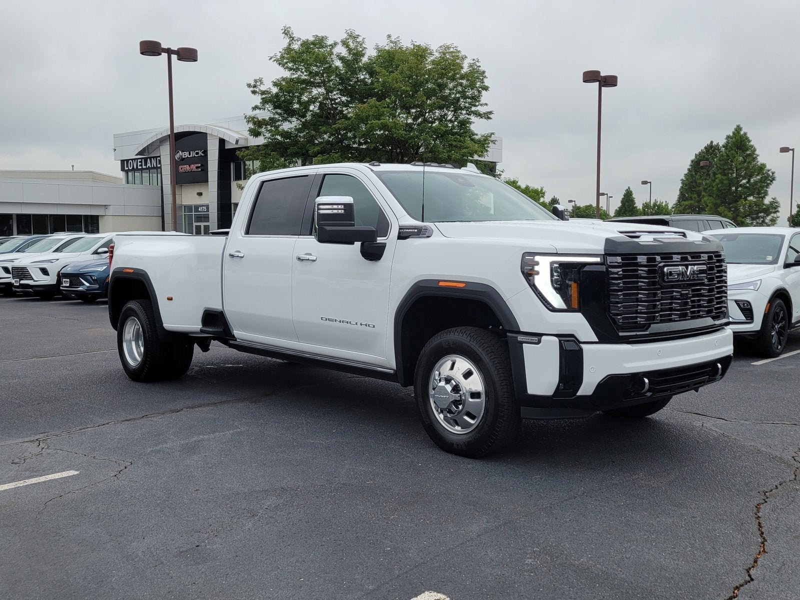 2025 GMC Sierra 3500 HD Denali Ultimate DRW