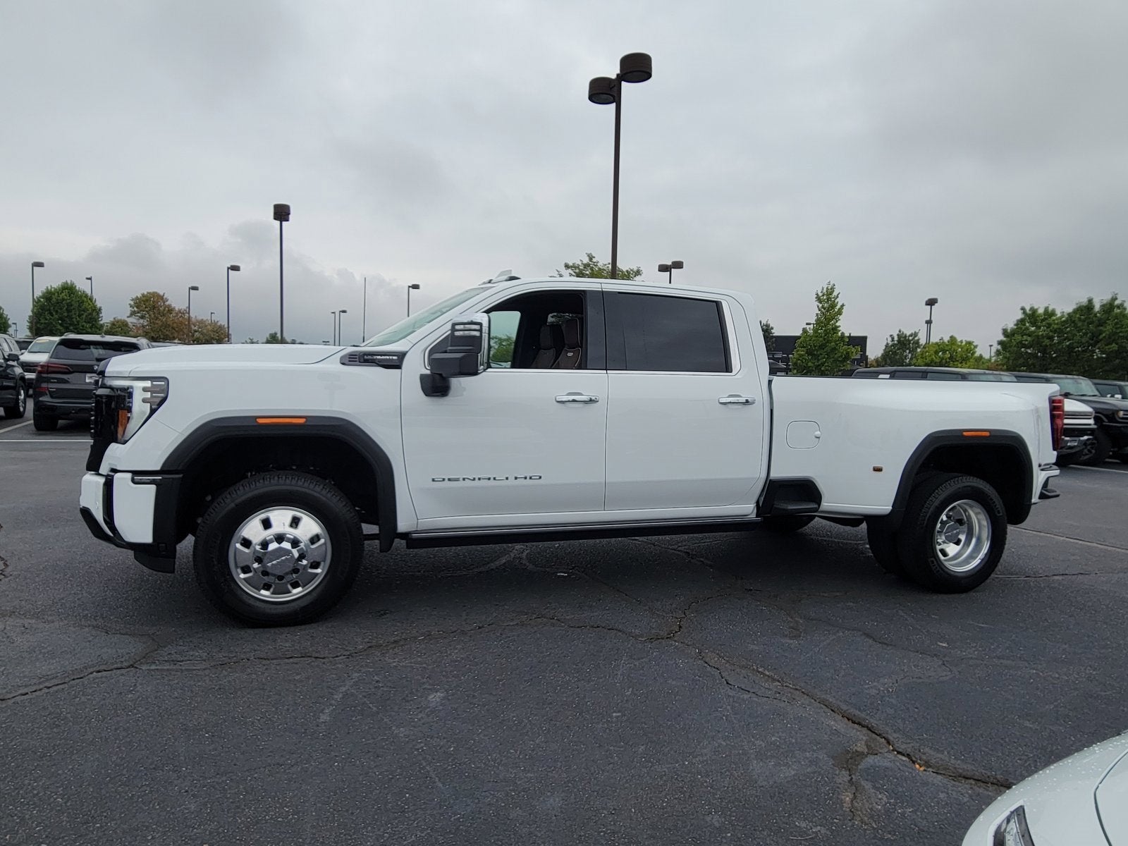 2025 GMC Sierra 3500 HD Denali Ultimate DRW