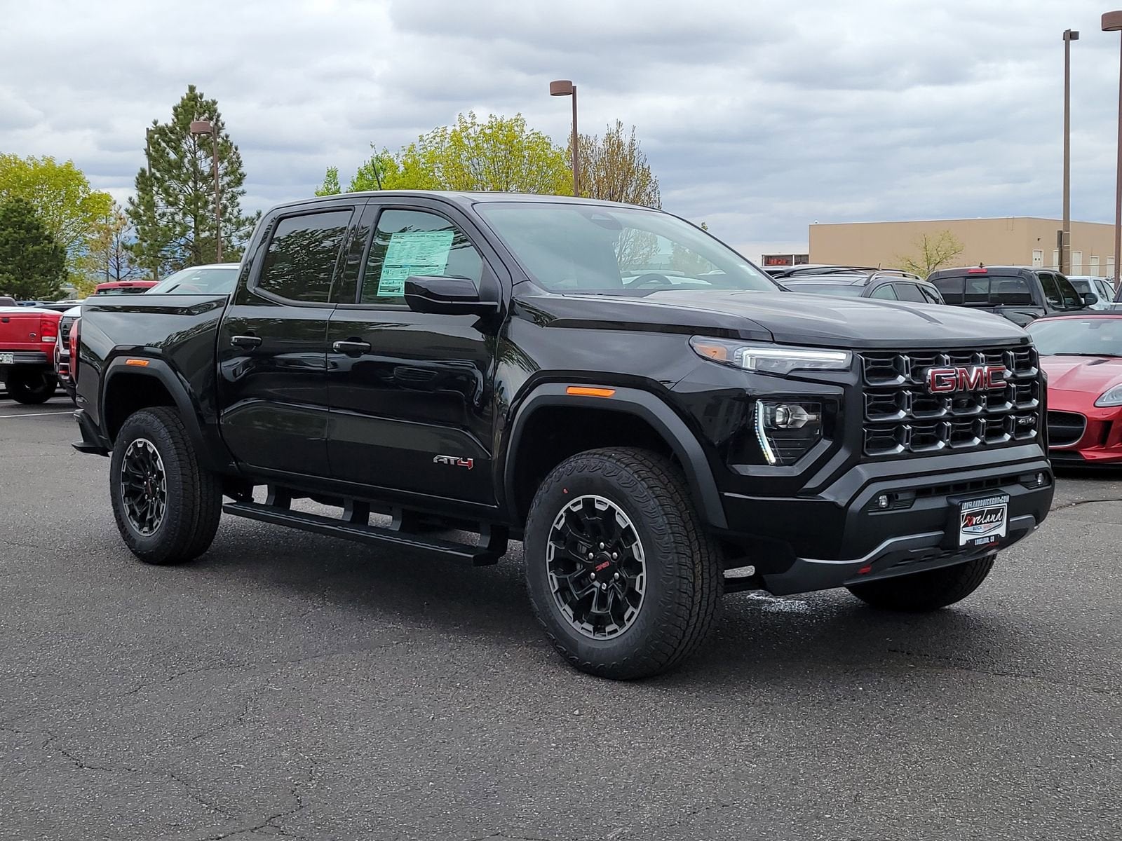2026 GMC Canyon 4WD AT4 Crew Cab Short Box's photo