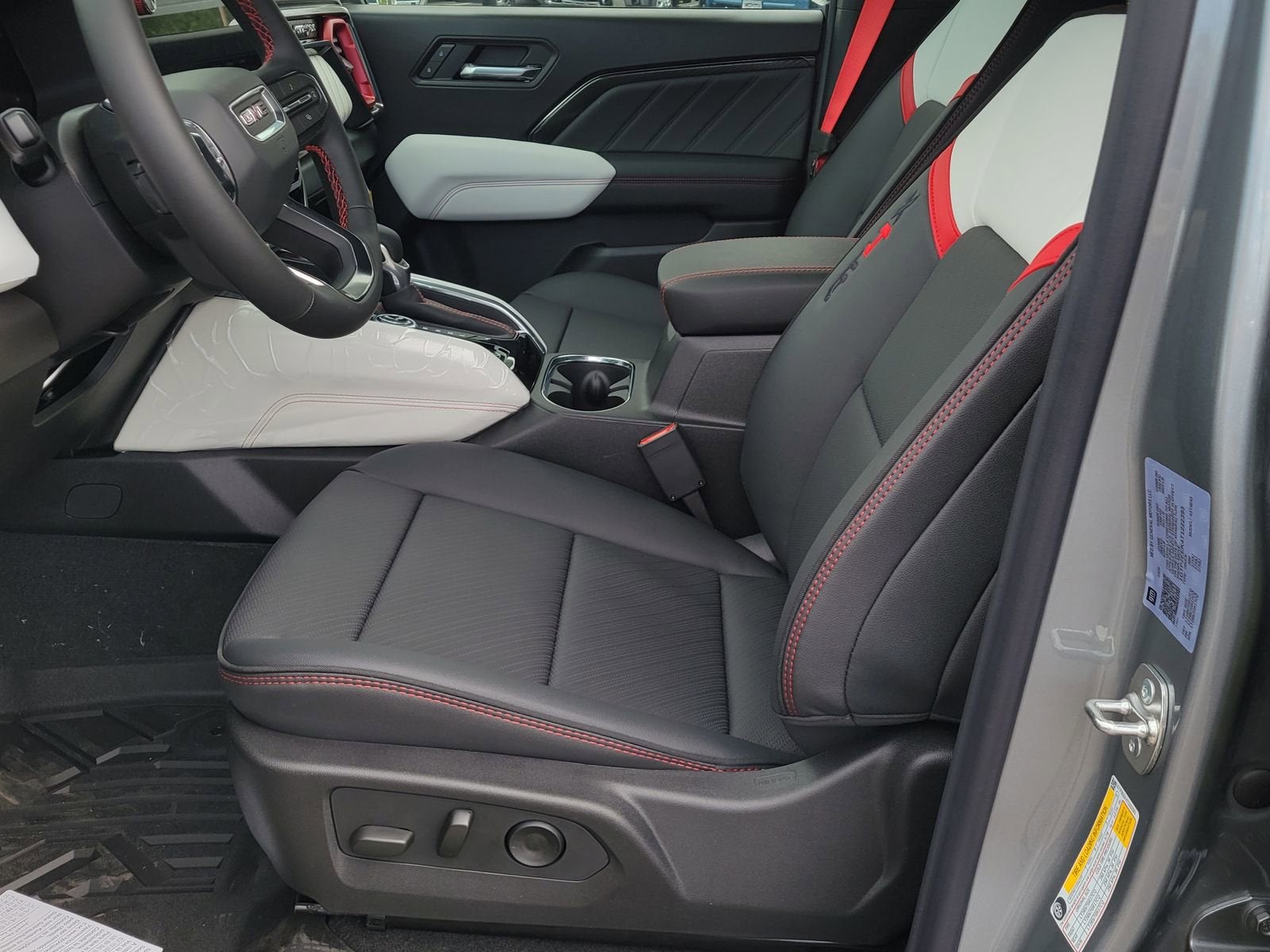 2026 GMC Canyon AT4X