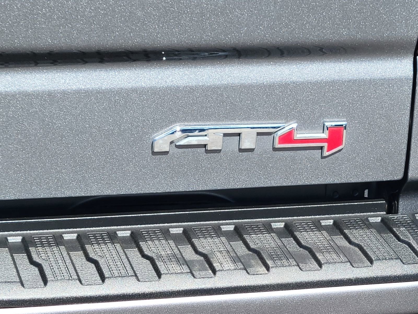 2022 GMC Sierra 1500 Limited AT4