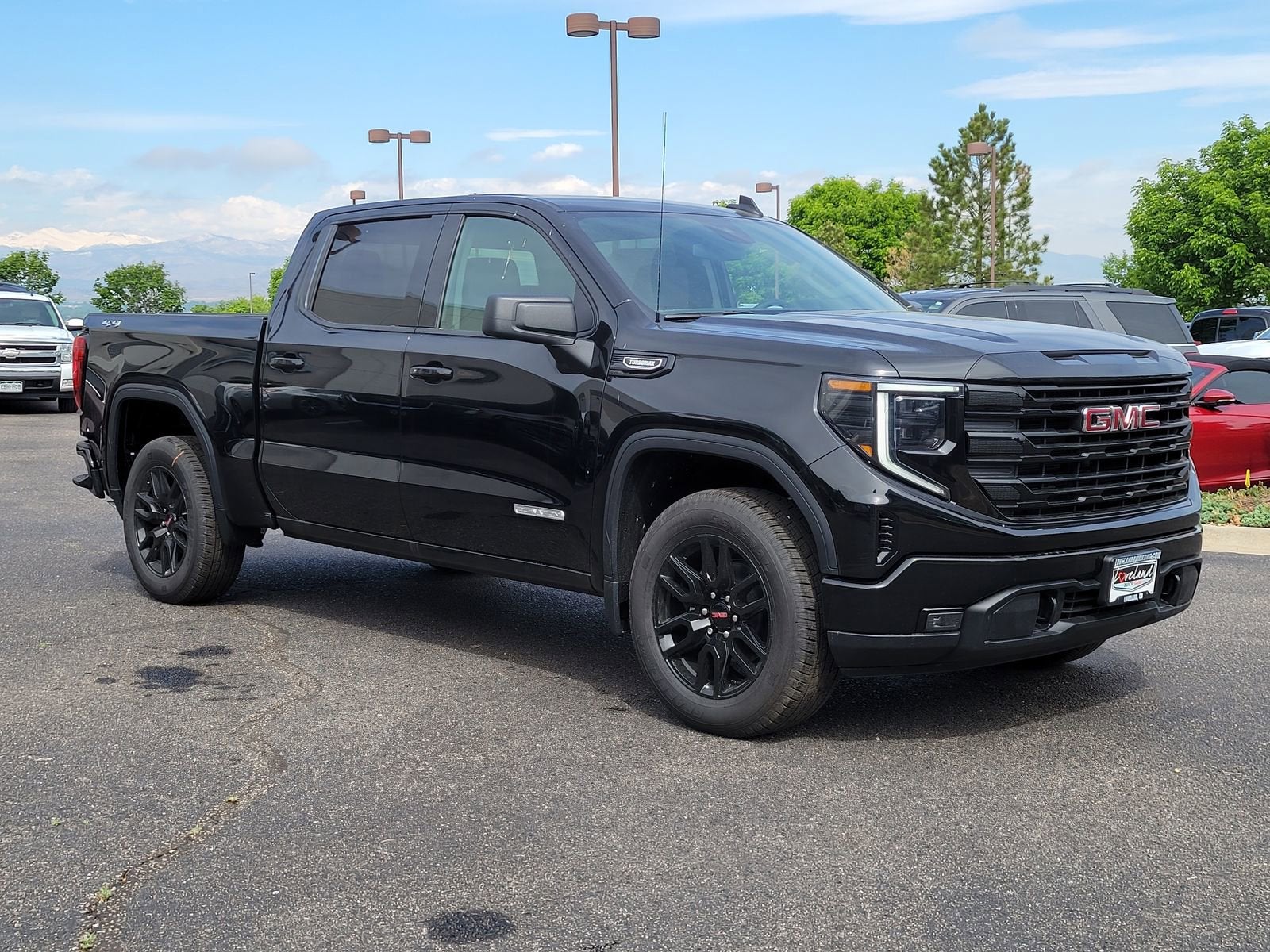 2026 GMC Sierra 4WD Crew Cab Std Box Elevation 3VL's photo