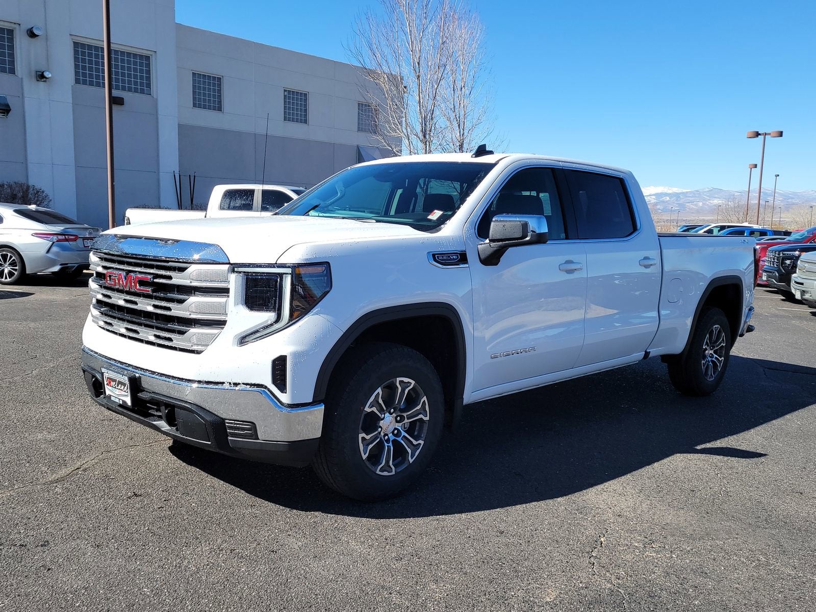 2026 GMC Sierra 1500 SLE