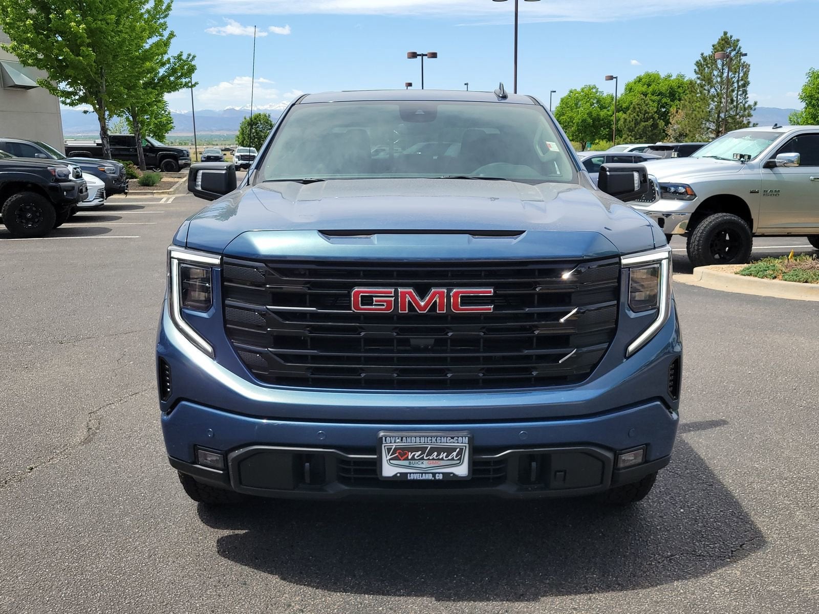 2026 GMC Sierra 1500 Elevation