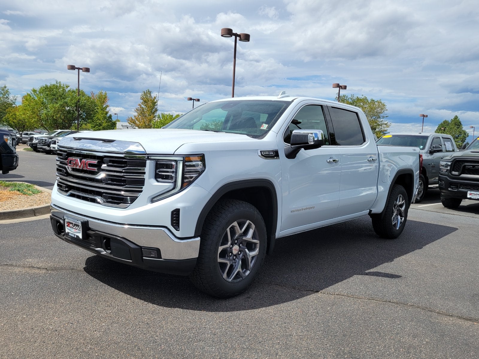 2026 GMC Sierra 1500 SLT