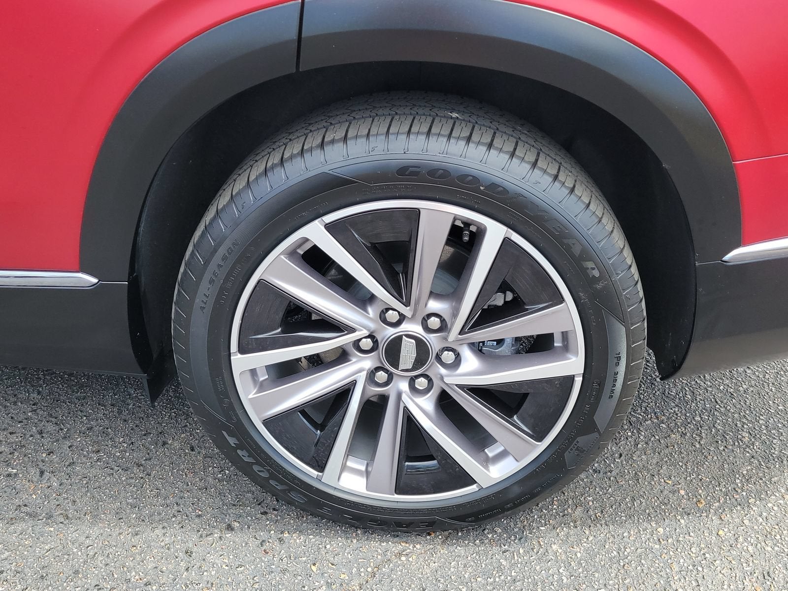2026 Cadillac VISTIQ Sport