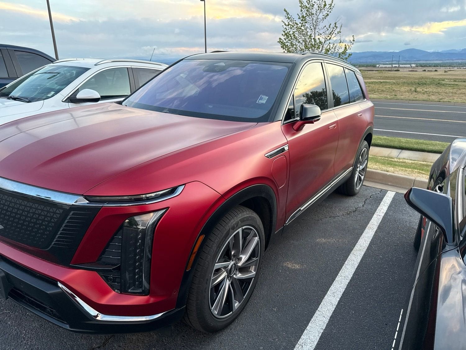 2026 Cadillac VISTIQ Sport