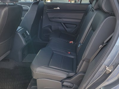 2023 Volkswagen Atlas Cross Sport 2.0T SEL R-Line Black