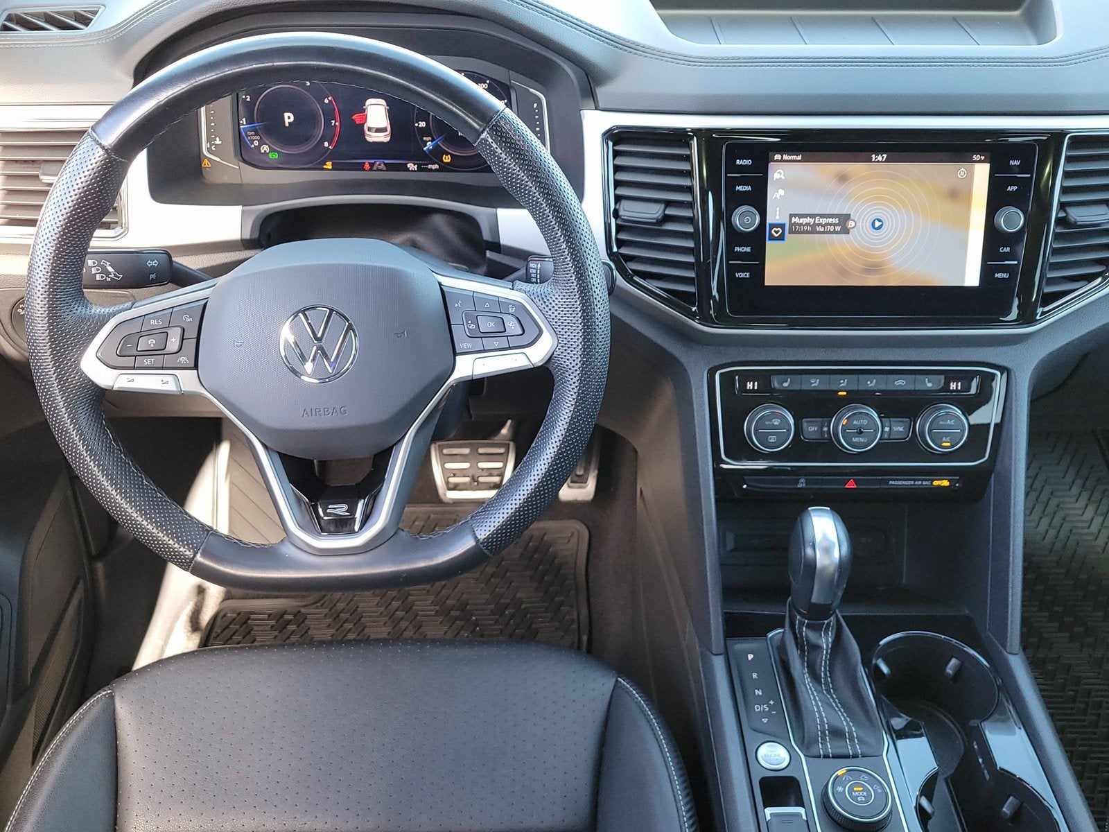 2023 Volkswagen Atlas Cross Sport 2.0T SEL R-Line Black