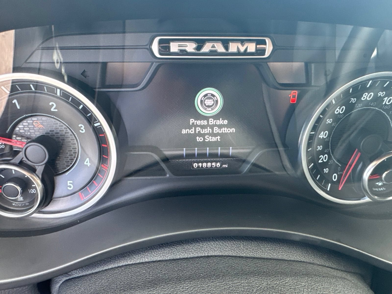 2019 RAM 3500 Laramie Crew Cab 4x4 8' Box