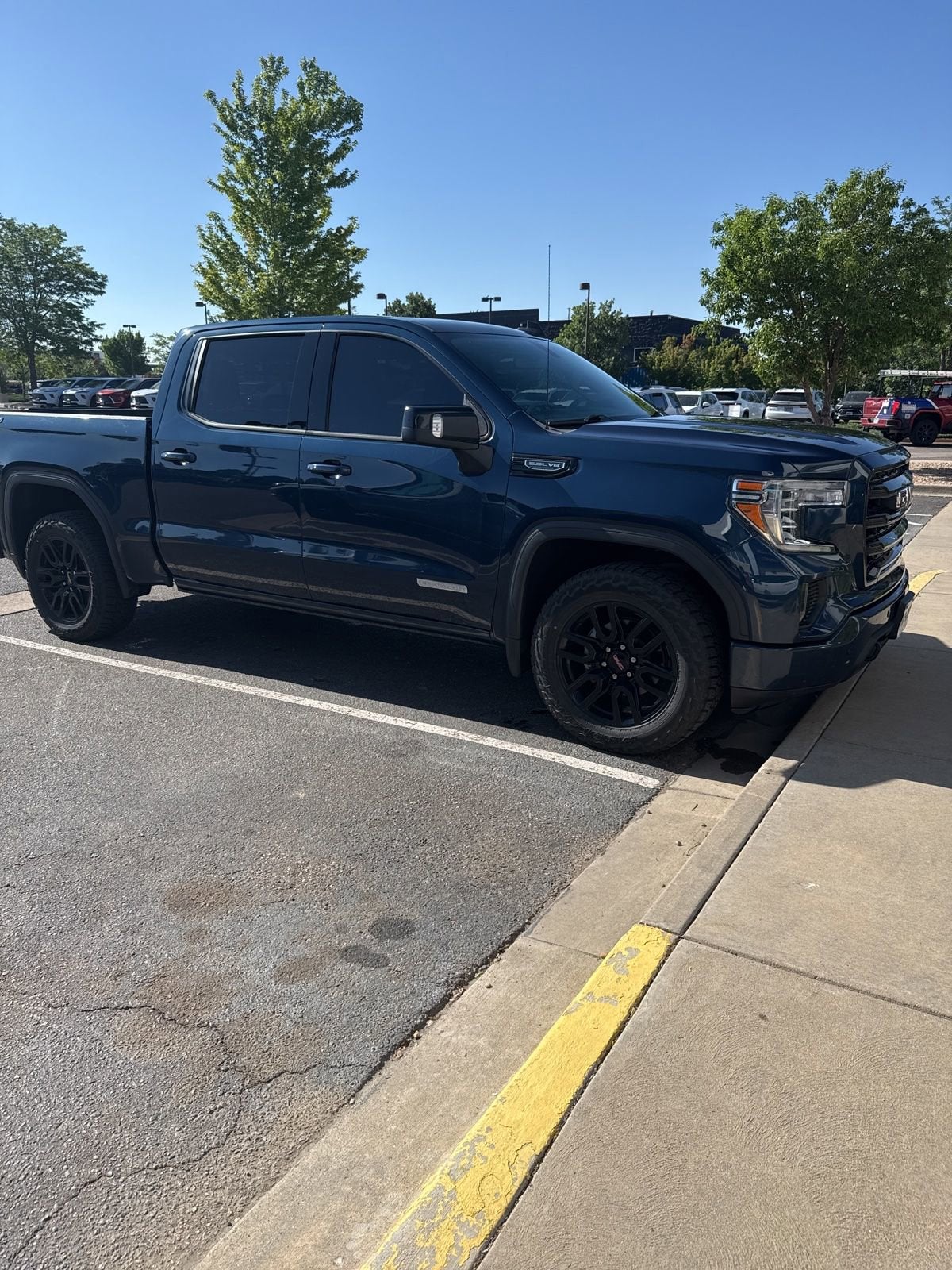 2021 GMC Sierra 4WD Crew Cab Short Box Elevation's photo