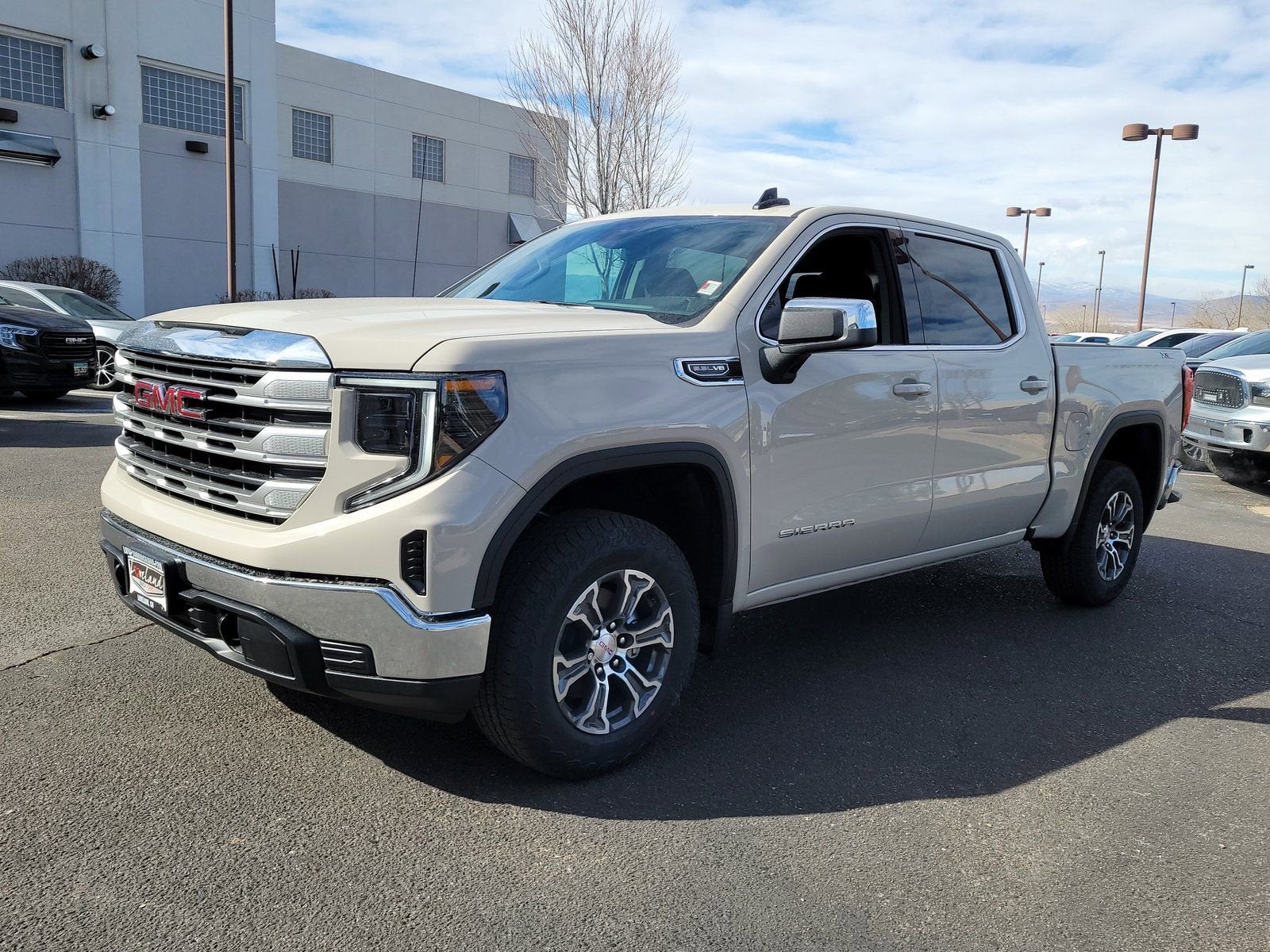2026 GMC Sierra 1500 SLE