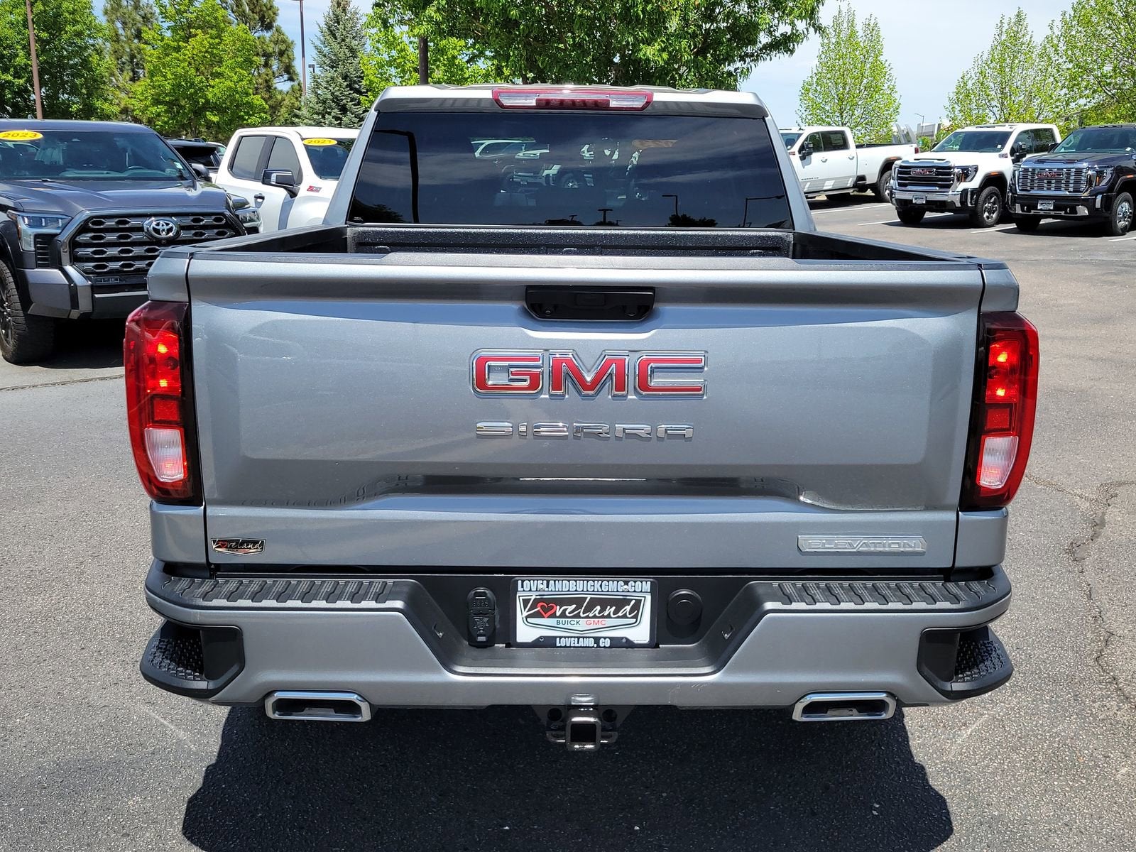 2023 GMC Sierra 1500 Elevation