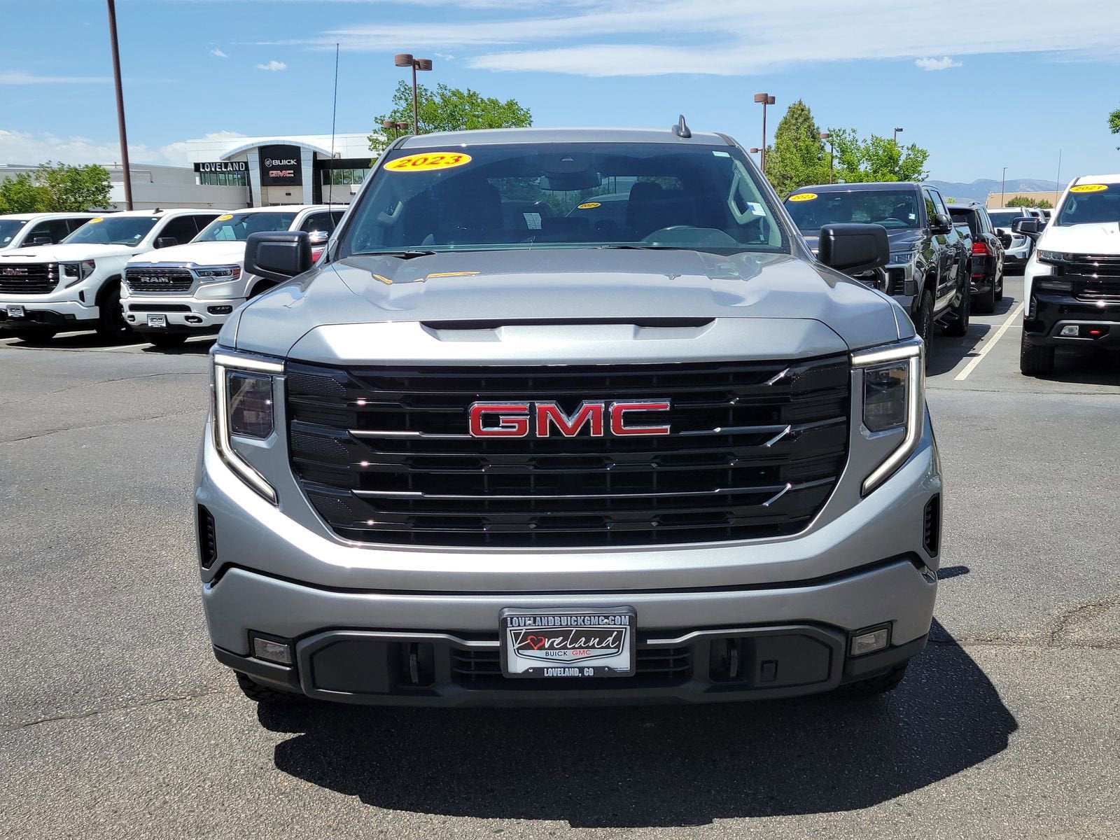 2023 GMC Sierra 1500 Elevation