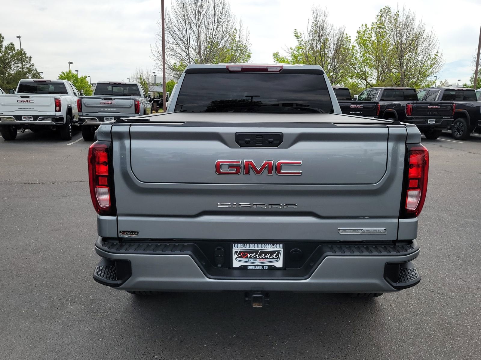 2024 GMC Sierra 1500 Elevation