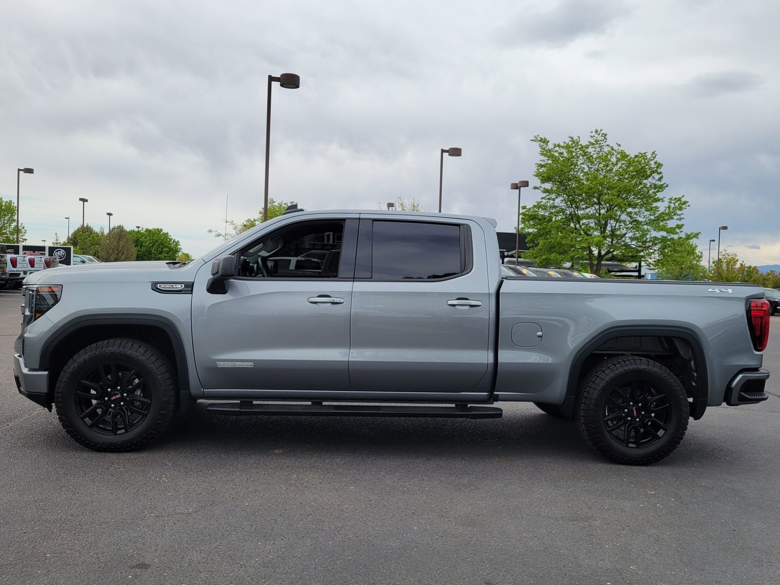 2024 GMC Sierra 1500 Elevation