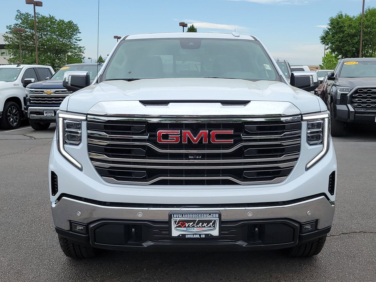 2026 GMC Sierra 1500 SLT