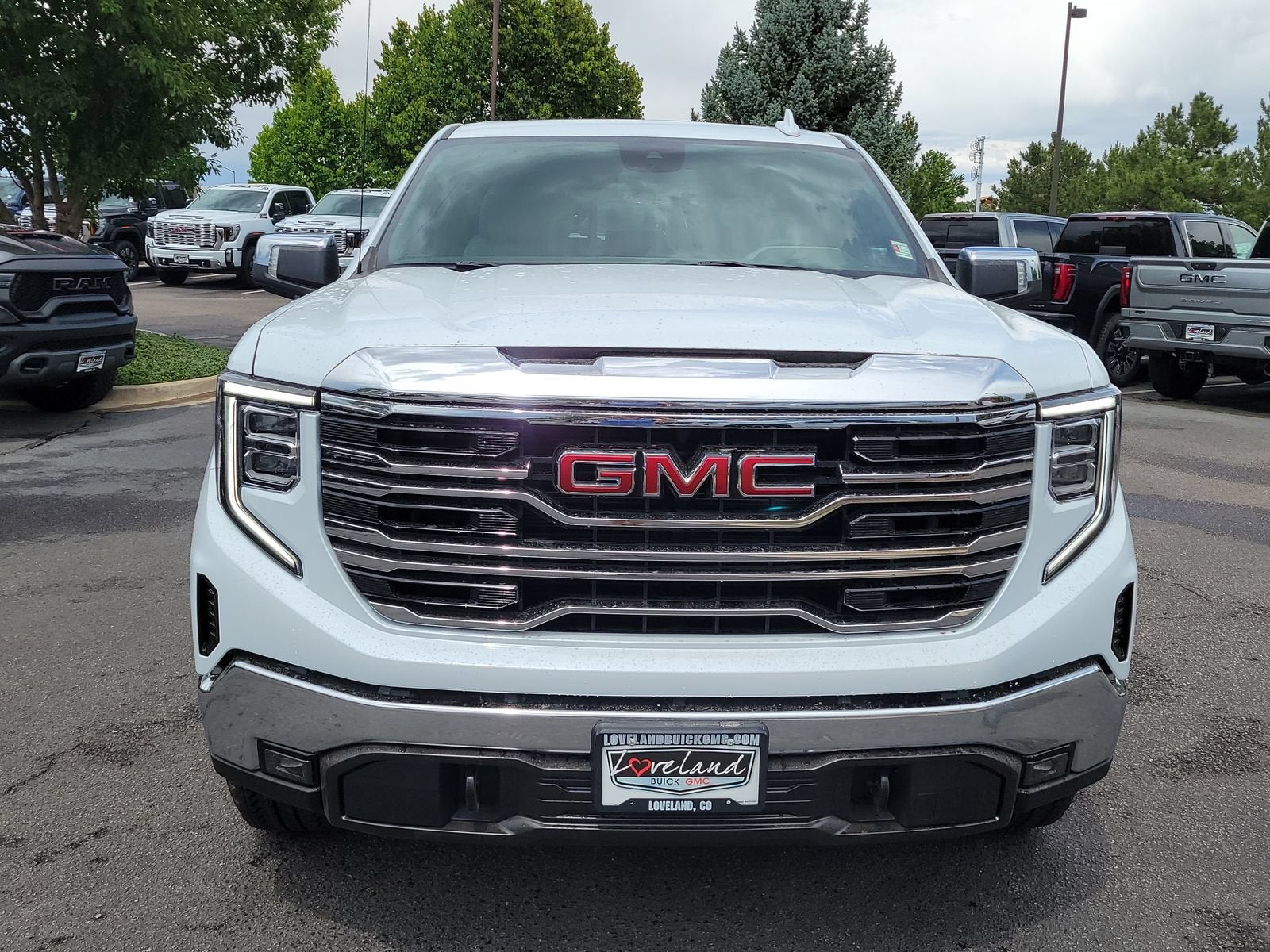2026 GMC Sierra 1500 SLT