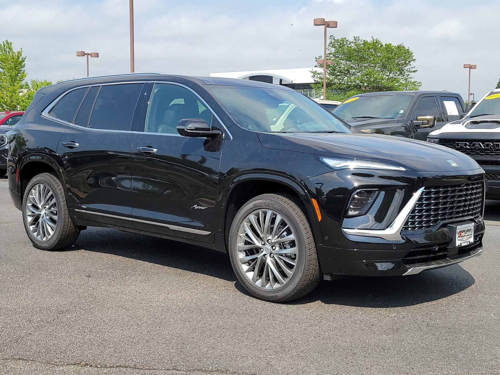 2026 Buick Enclave Avenir