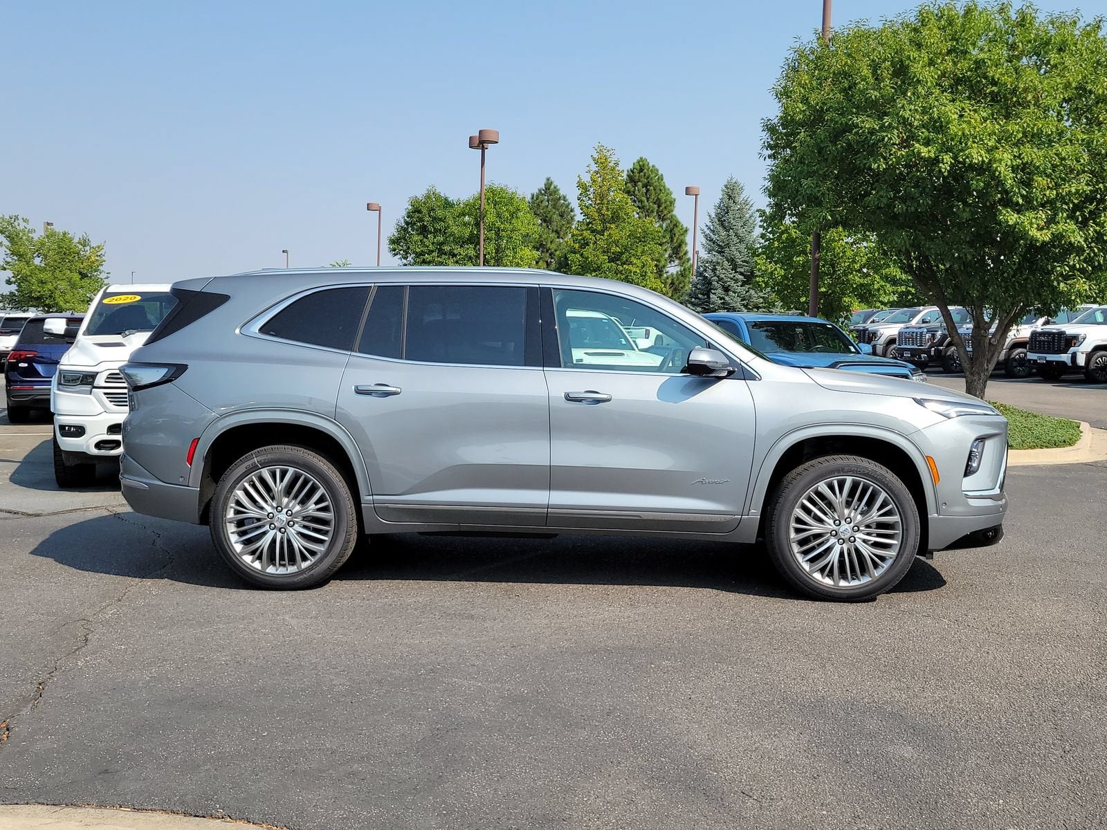 2027 Buick Enclave Avenir