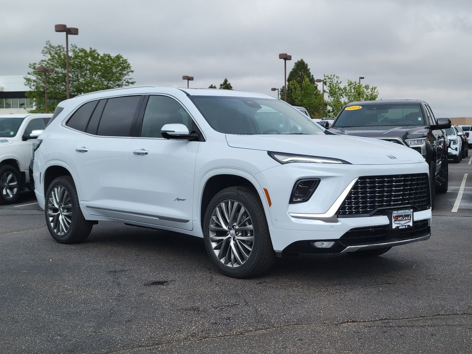2026 Buick Enclave Avenir AWD's photo