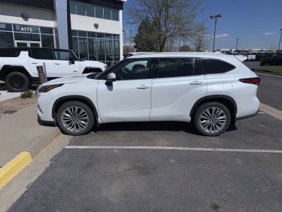 2023 Toyota Highlander L