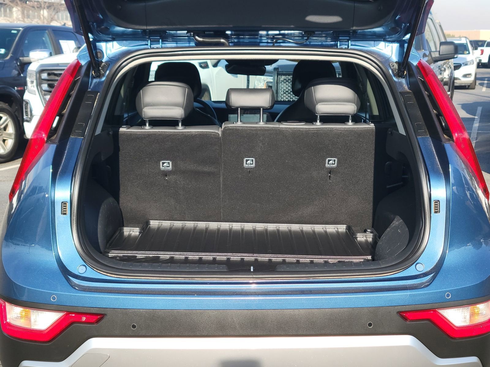 2023 Kia Niro Plug-In Hybrid EX