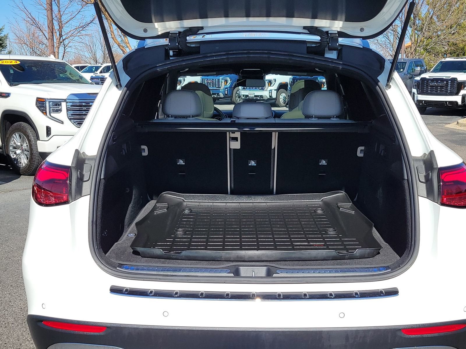 2023 Mercedes-Benz GLC GLC 300