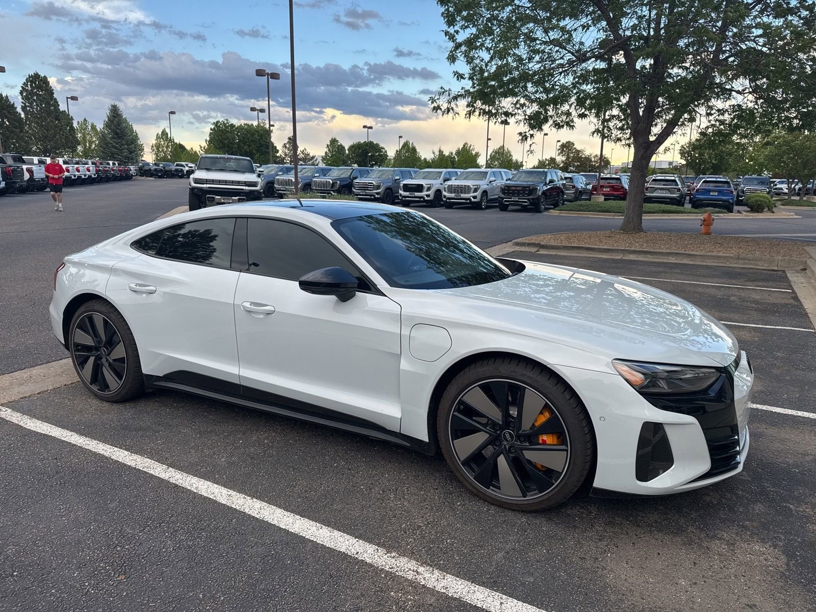2022 Audi RS e-tron GT Base