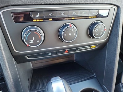 2023 Volkswagen Atlas Cross Sport 2.0T SE