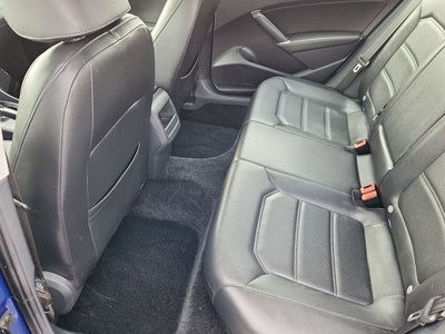 2017 Volkswagen Passat R-Line w/Comfort Pkg