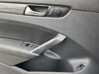 2020 Volkswagen Passat 2.0T R-Line