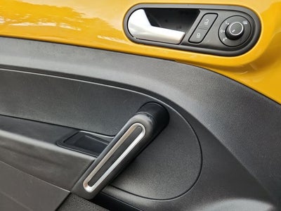 2017 Volkswagen Beetle 1.8T Dune