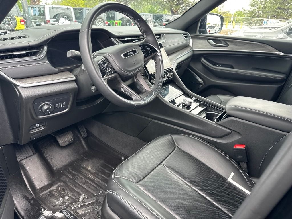 2022 Jeep Grand Cherokee Overland