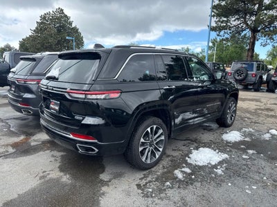2022 Jeep Grand Cherokee Overland