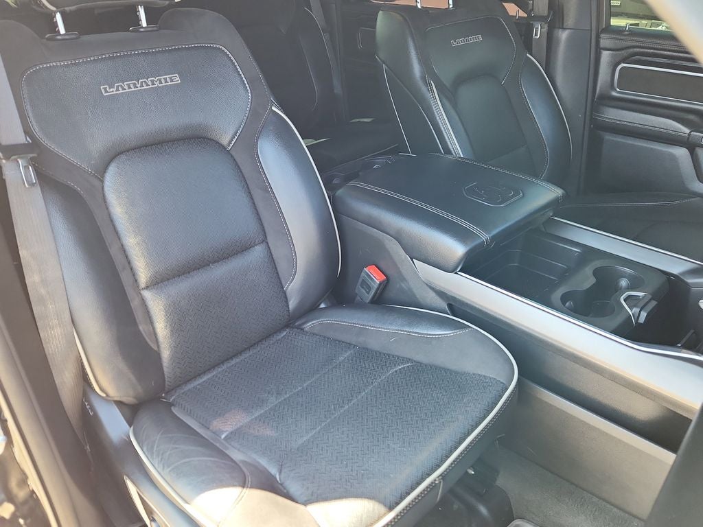 2023 RAM 1500 Laramie Crew Cab 4x4 5'7' Box