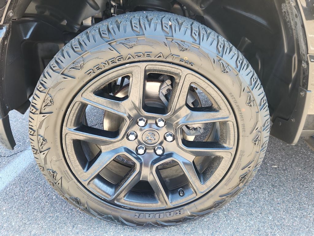 2023 RAM 1500 Laramie Crew Cab 4x4 5'7' Box