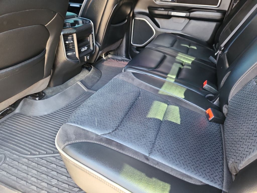 2023 RAM 1500 Laramie Crew Cab 4x4 5'7' Box